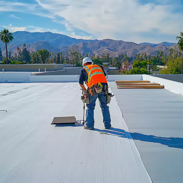 Why Edmonds Roofing Pro Is the Flat Roofing Choice in Edmonds, WA?